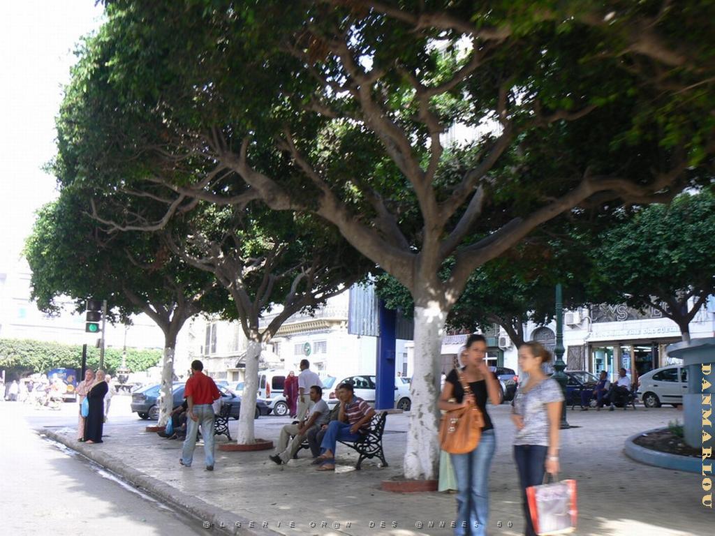 97 place des victoires .jpg
